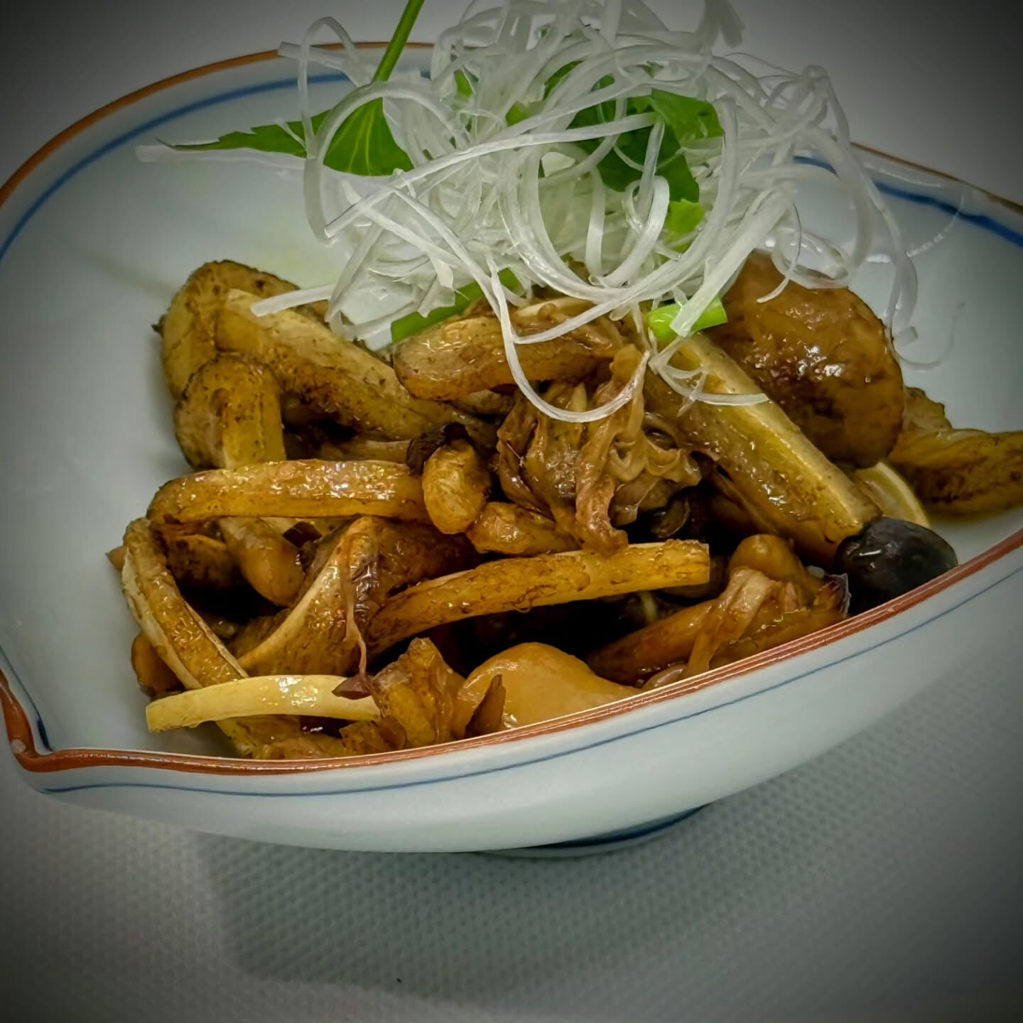 大人の隠れ家 名無しの料理や